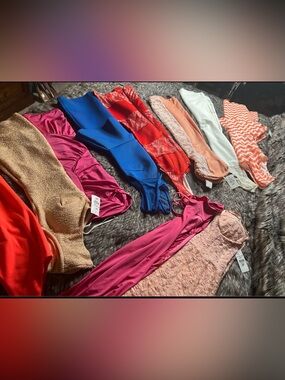 Mixed Women's dresses & Lot 10 dresses and more. Take all